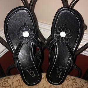 EA black flower open toed shoes